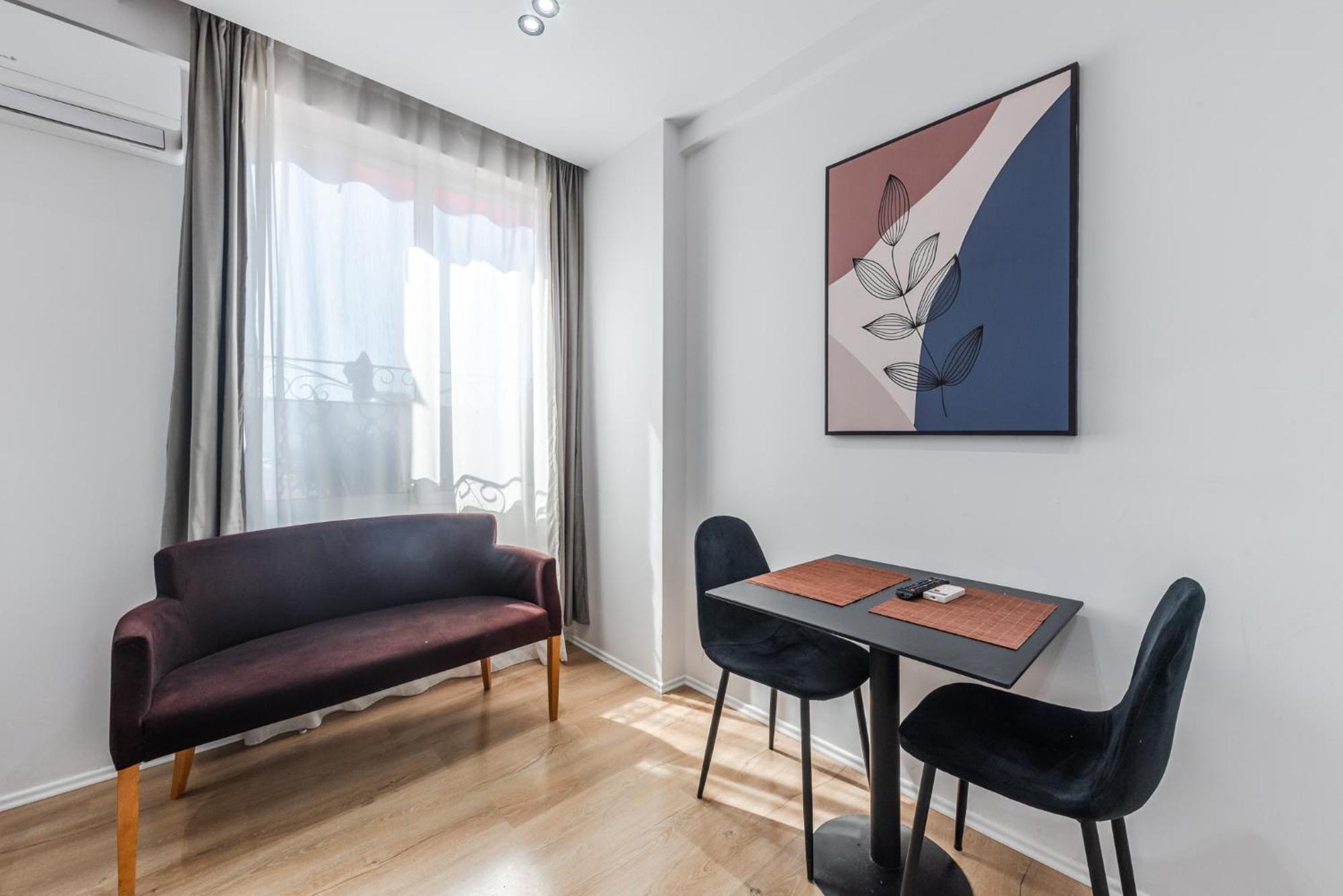 Atelier Apartments By Kondo Stays ティラナ エクステリア 写真