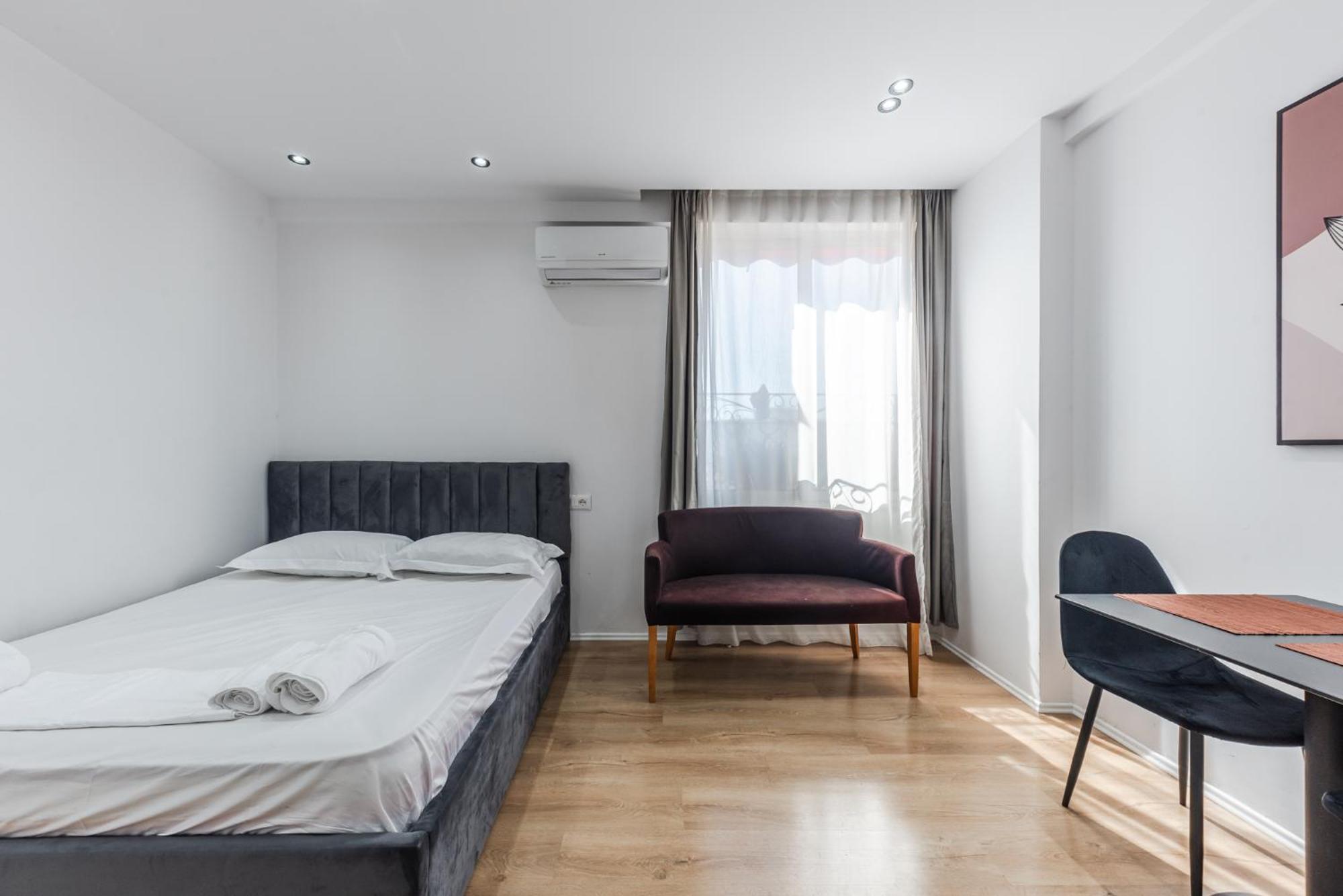 Atelier Apartments By Kondo Stays ティラナ エクステリア 写真